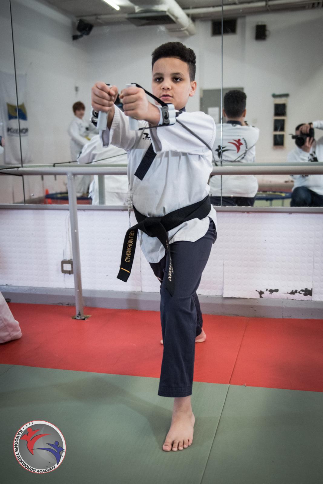 Taekwondo training Karoon Academy